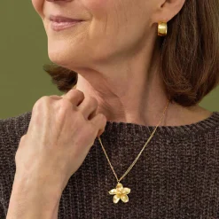 Toscano Classic Floral Pendant Necklace in 14K Yellow Gold Best