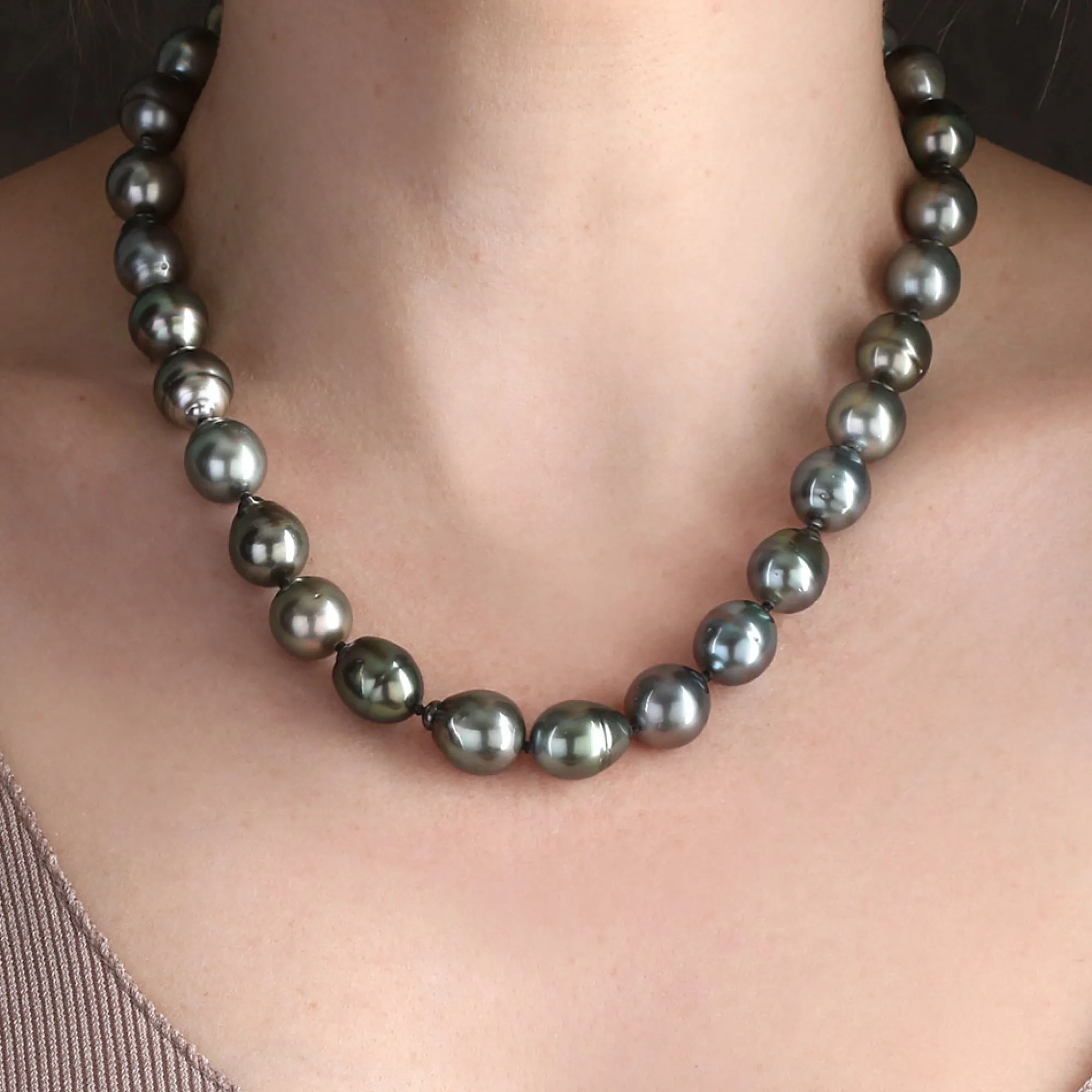 Cultured South Sea Tahitian Pearl Strand 14K, 18" Online
