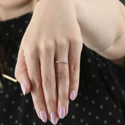 Graduated Diamond Contour Band 14K Online