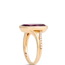 Long Oval Amethyst Ring, 14K Yellow Gold New