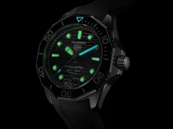 TAG Heuer Aquaracer Professional 300 Black Dial Black Rubber Strap Watch, 42mm Hot